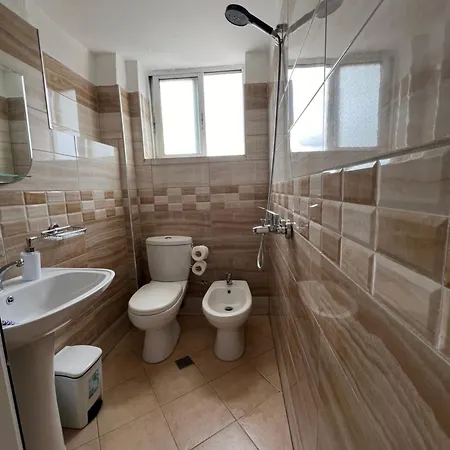 Sota Apartment Berat Exterior foto